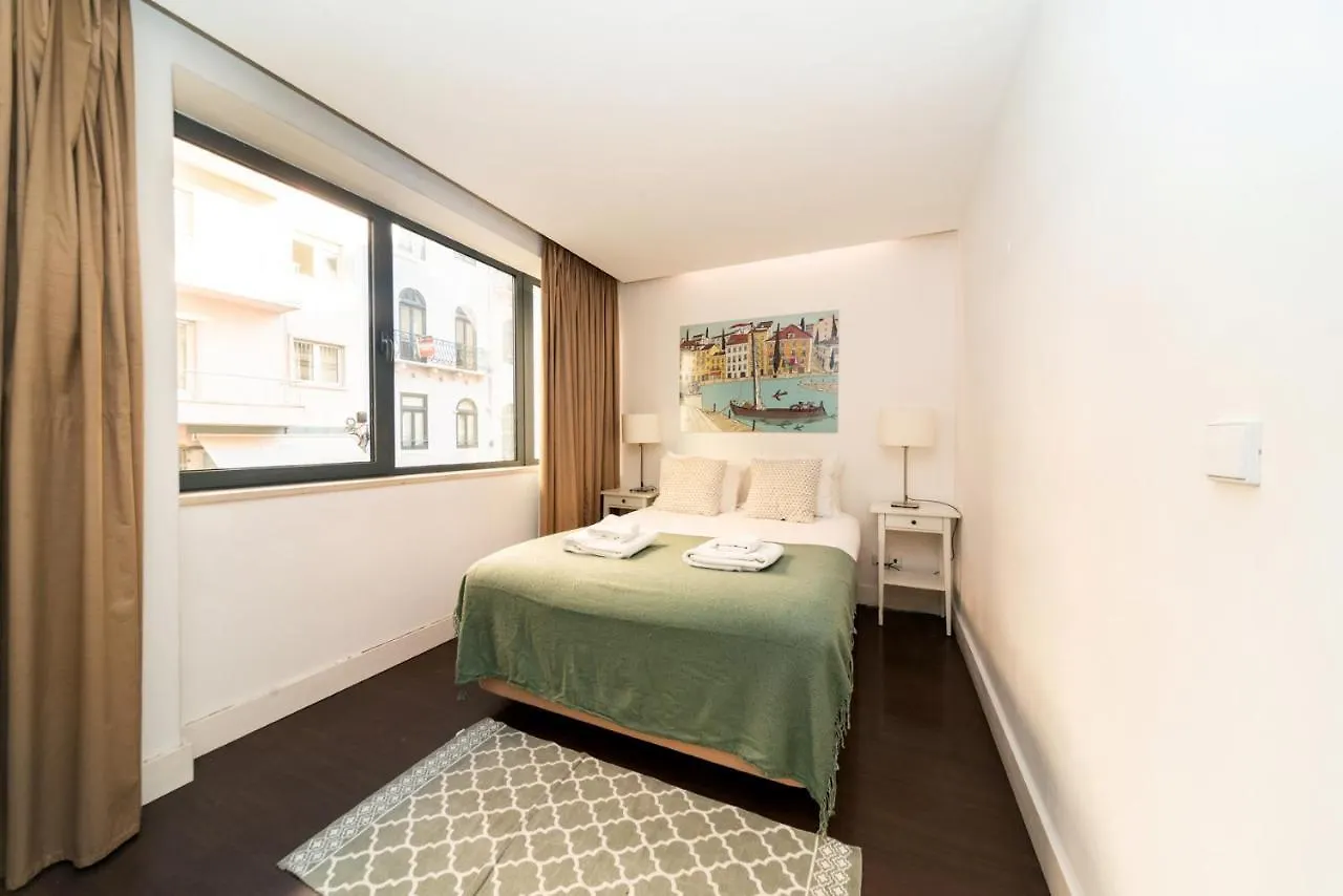 Comfortable Apartment In Marques De Pombal Lisboa Portekiz