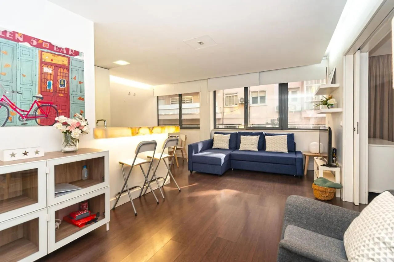 Comfortable Apartment In Marques De Pombal Lisboa Portekiz
