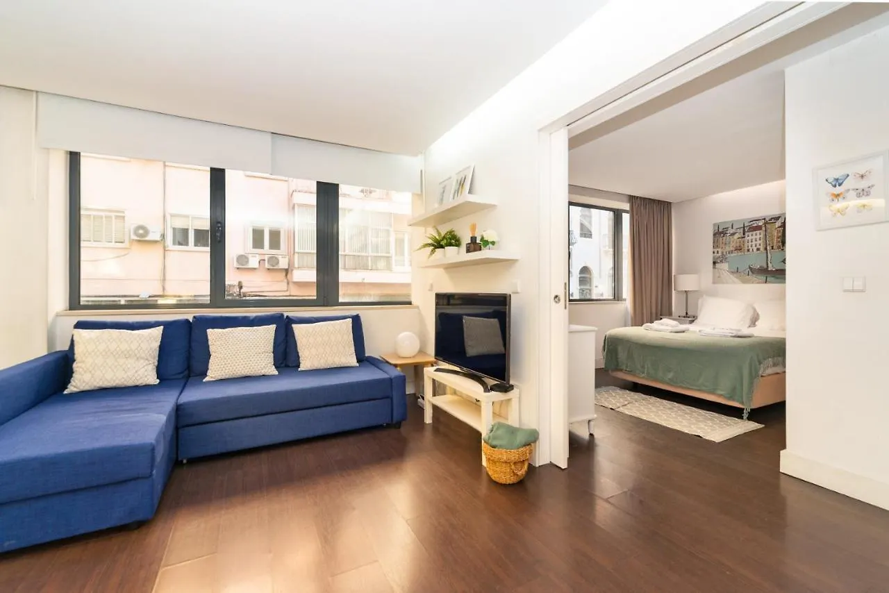 Comfortable Apartment In Marques De Pombal Lisboa