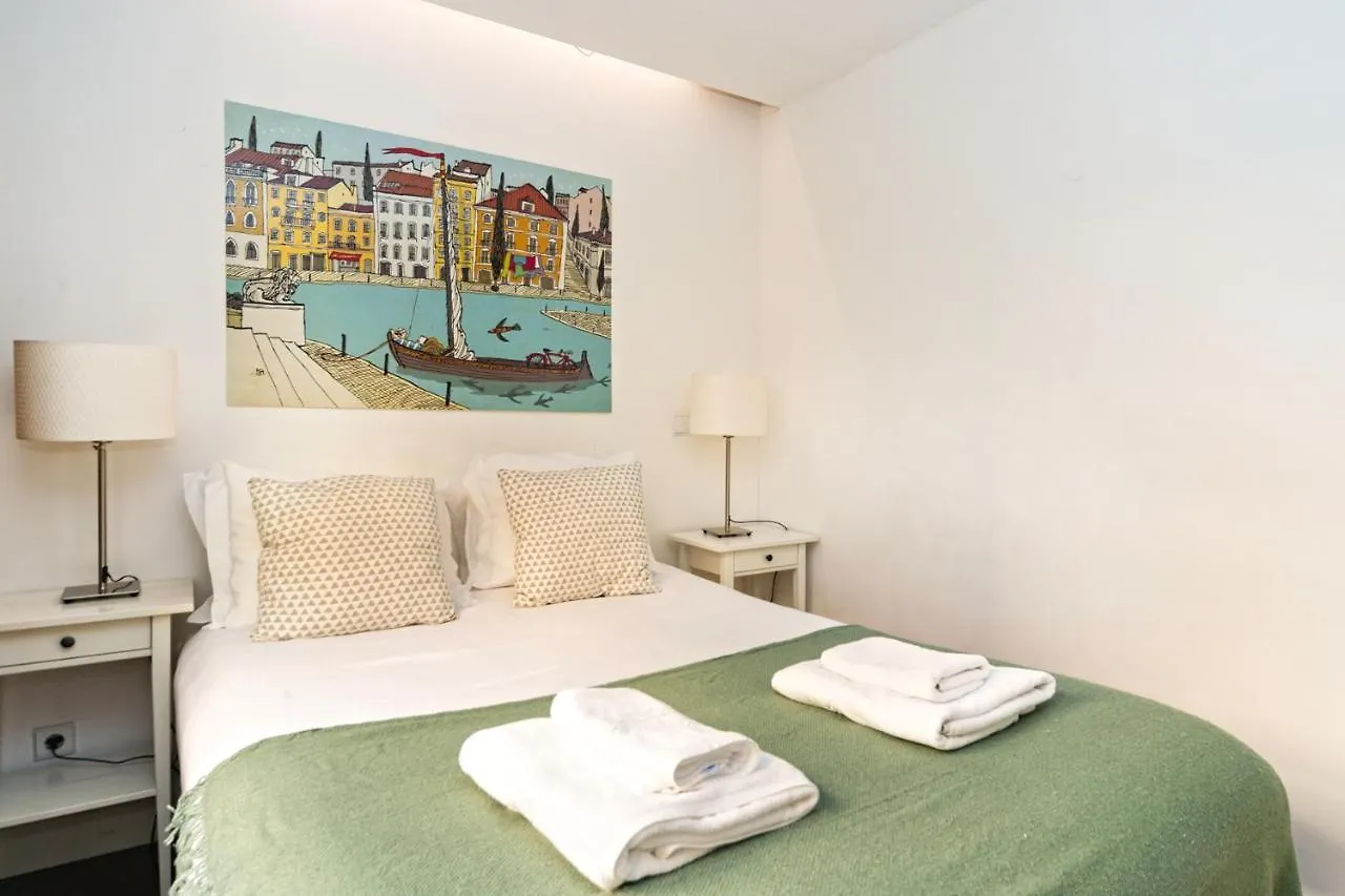 Comfortable Apartment In Marques De Pombal Lisboa Portekiz