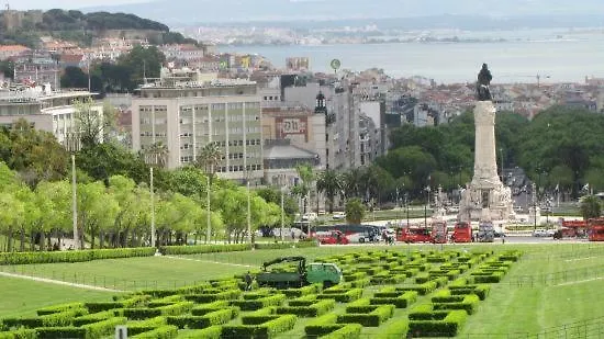 Comfortable Apartment In Marques De Pombal Lisboa